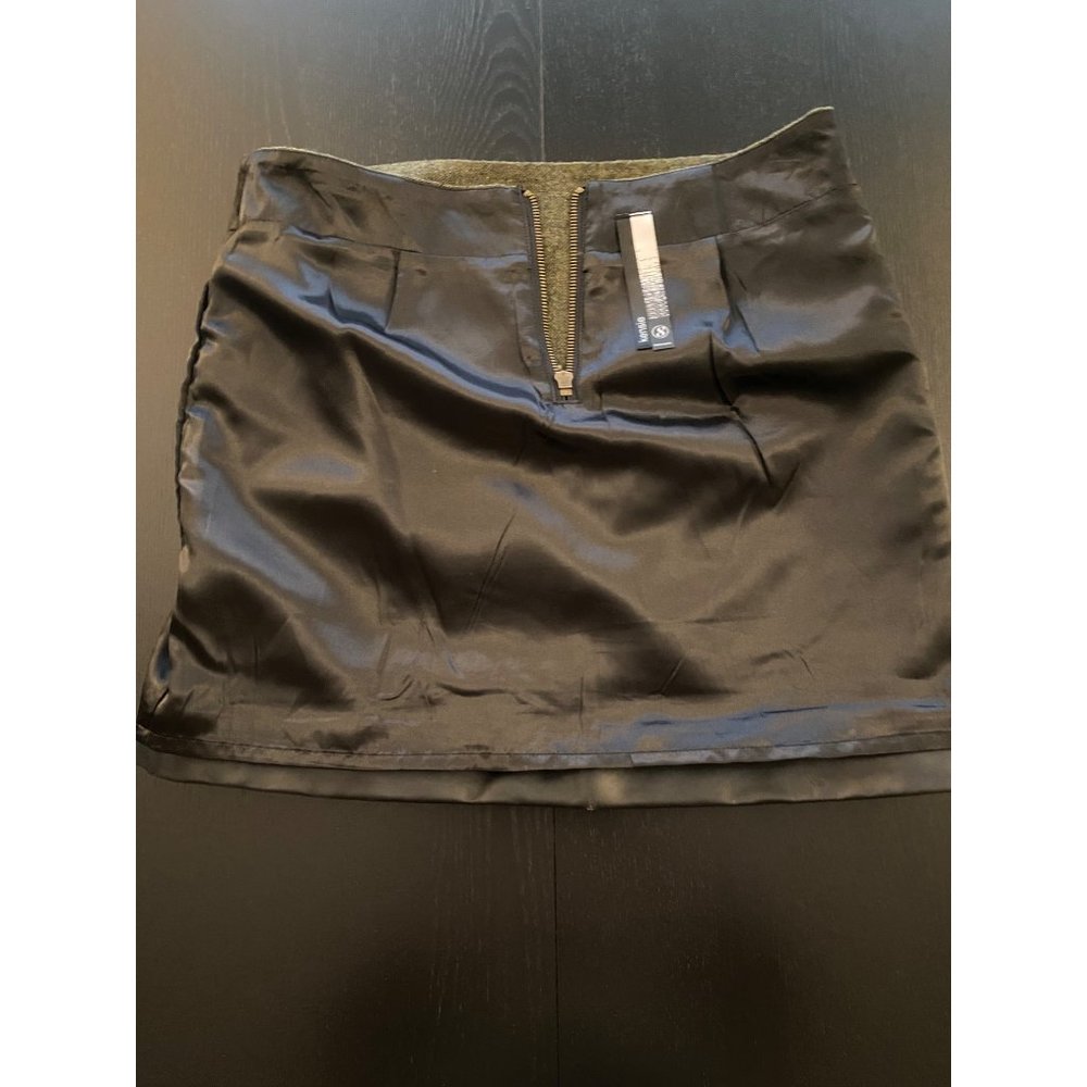 Kensie 16" Mini Skirt Women‎ Size 8 Olive 1" Brown Trim Fall Winter Back Zip - Picture 15 of 15